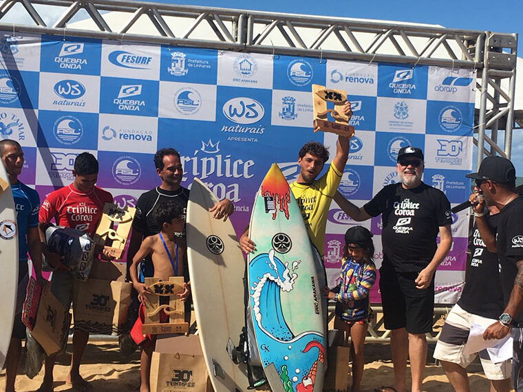 Campeonato de surf leva cerca de 5 mil pessoas à praia de Pontal do